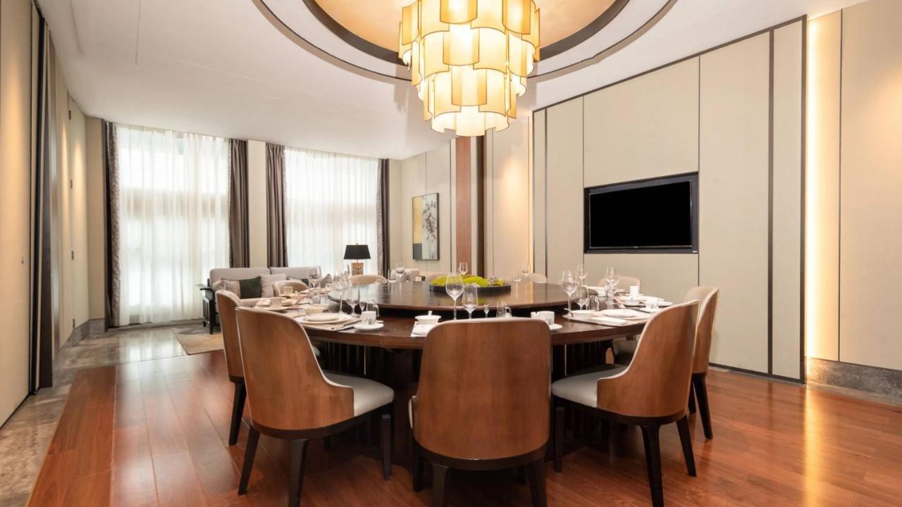 Holiday Inn Shijiazhuang Central By Ihg Exterior photo