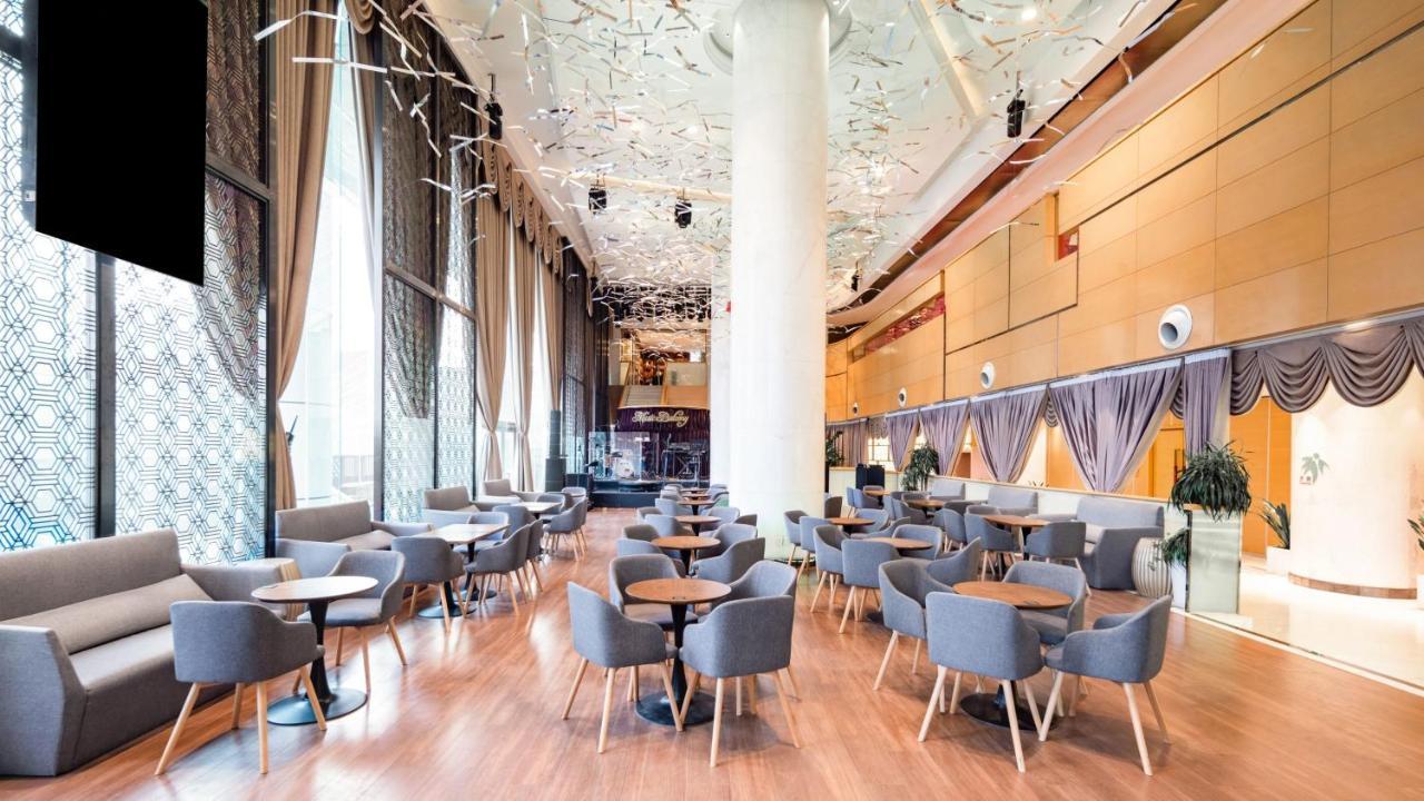Holiday Inn Shijiazhuang Central By Ihg Exterior photo