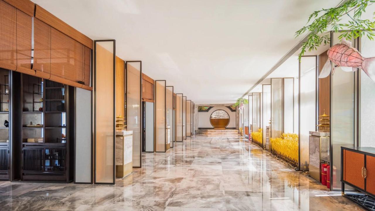 Holiday Inn Shijiazhuang Central By Ihg Exterior photo