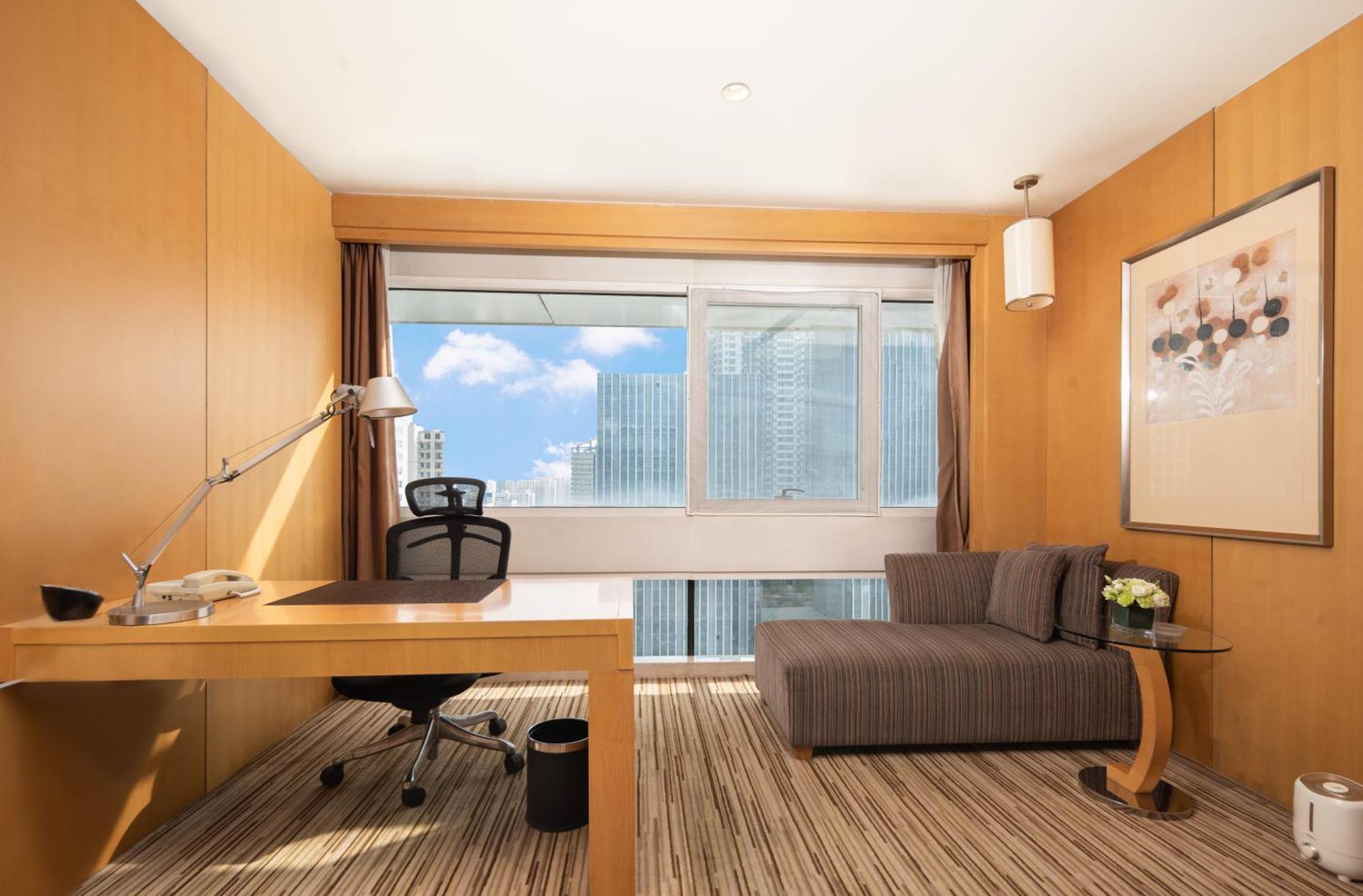 Holiday Inn Shijiazhuang Central By Ihg Exterior photo