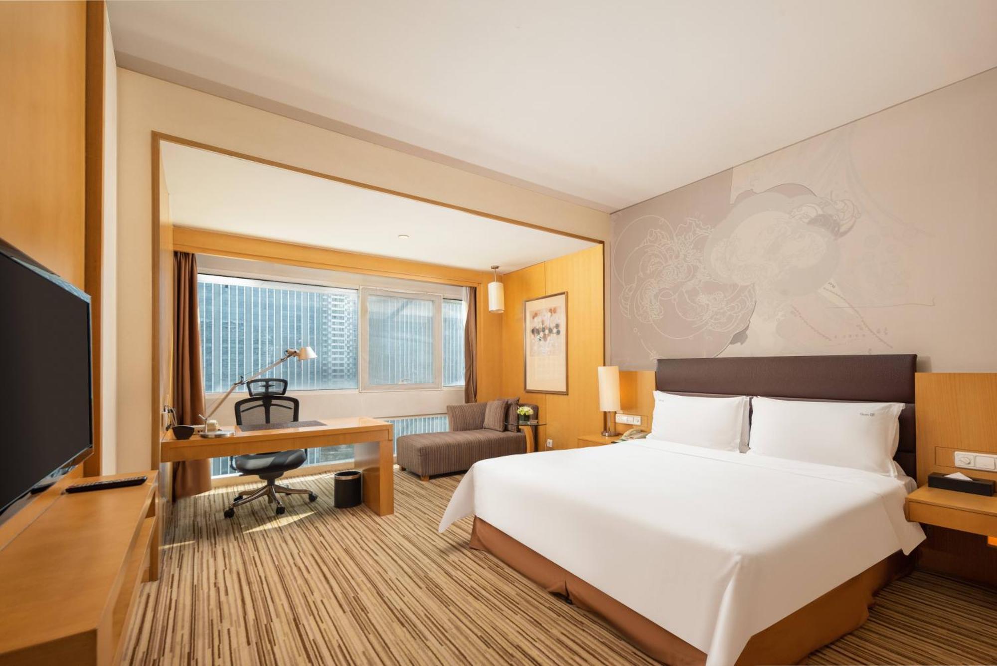 Holiday Inn Shijiazhuang Central By Ihg Exterior photo